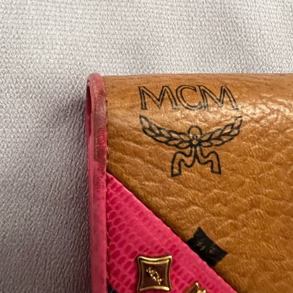 ❌❌❌Authentic Preloved MCM wallet❌❌❌ - Picture 4 of 15